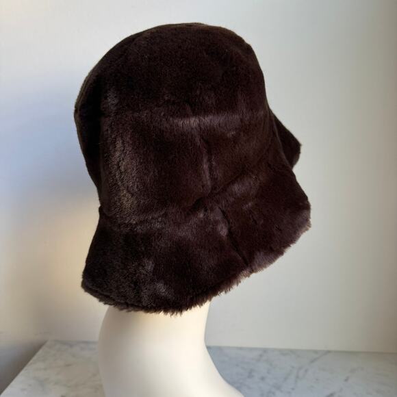 Nordstrom Faux Fur Cloche Hat Chocolate Brown Fall Winter Made in Italy - Picture 3 of 11
